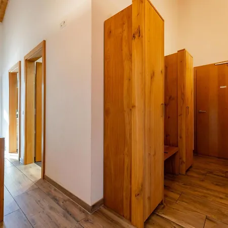 Tauern Mitterwirt 222 아파트